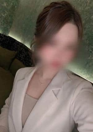 YOHAKU 栄ルーム すず