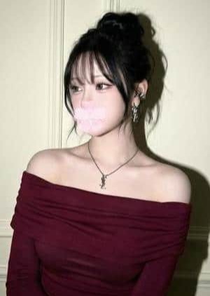 純な少女 せな