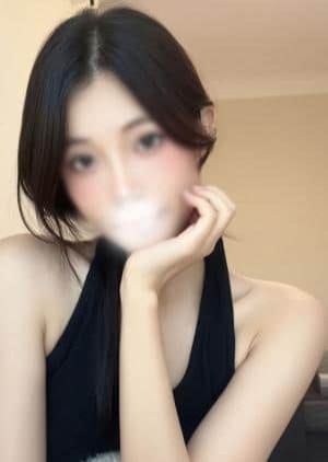 恋人以上 エミリ