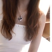 イブサンローラン