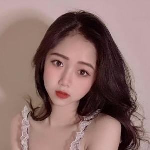 美しいベトナムの女の子