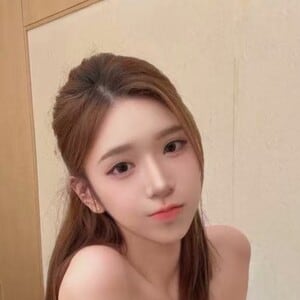 ViVi（ヴィヴィ）