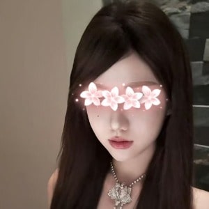 従姉妹の指先（いとこのゆびさき）