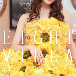 eight villa