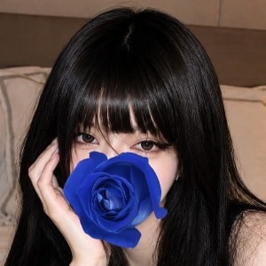 BLUE ROSE
